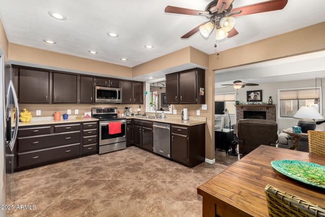 9333 E Parkside Drive, Sun Lakes, AZ 85248