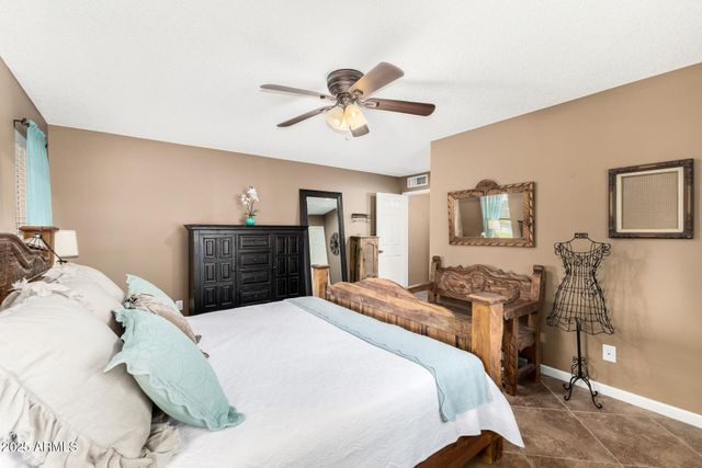 9333 E Parkside Drive, Sun Lakes, AZ 85248