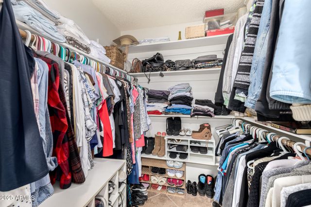 9333 E Parkside Drive, Sun Lakes, AZ 85248