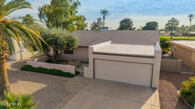 9333 E Parkside Drive, Sun Lakes, AZ 85248