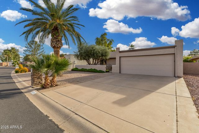9333 E Parkside Drive, Sun Lakes, AZ 85248