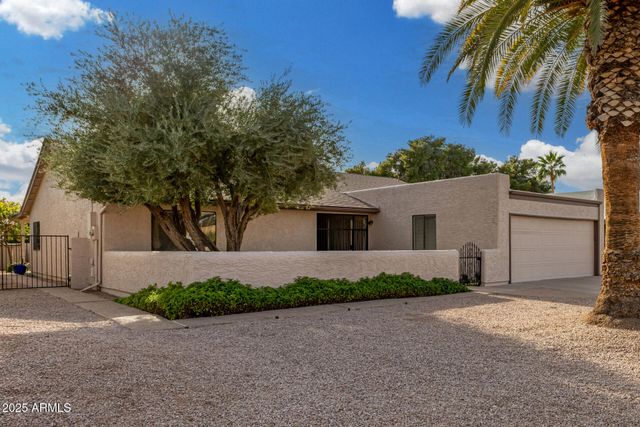 9333 E Parkside Drive, Sun Lakes, AZ 85248