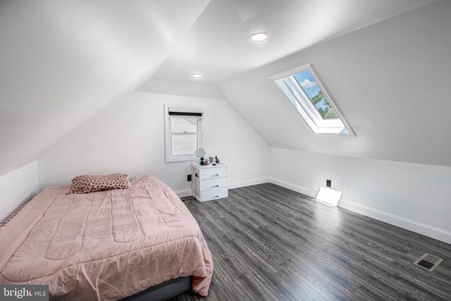 17 MIDDLESEX AVE, Hainesport, NJ 08036