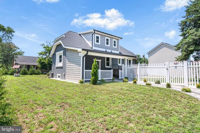 17 MIDDLESEX AVE, Hainesport, NJ 08036