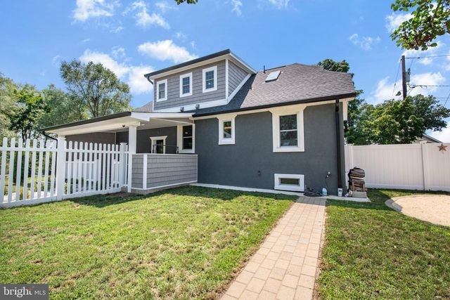 17 MIDDLESEX AVE, Hainesport, NJ 08036