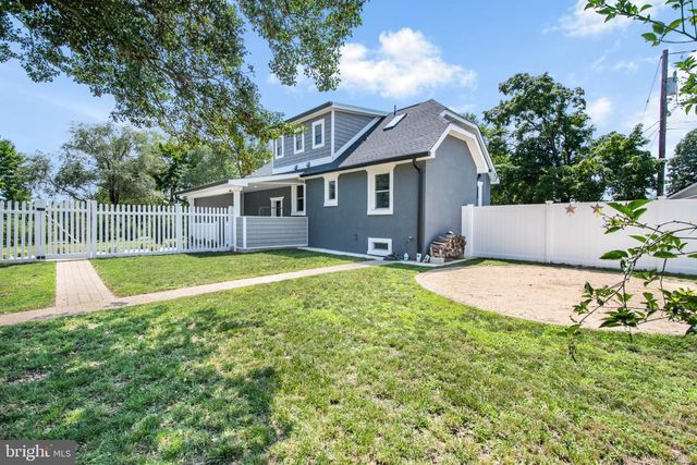 17 MIDDLESEX AVE, Hainesport, NJ 08036