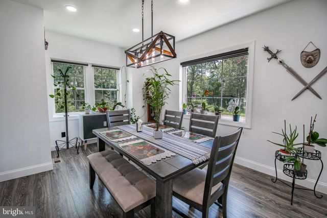 17 MIDDLESEX AVE, Hainesport, NJ 08036