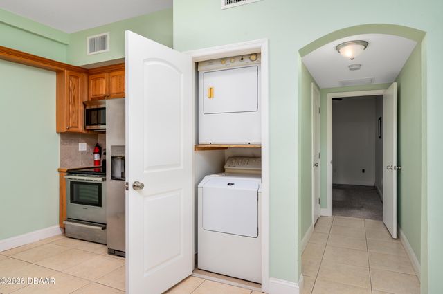 214 Gary Avenue, Oak Hill, FL 32759