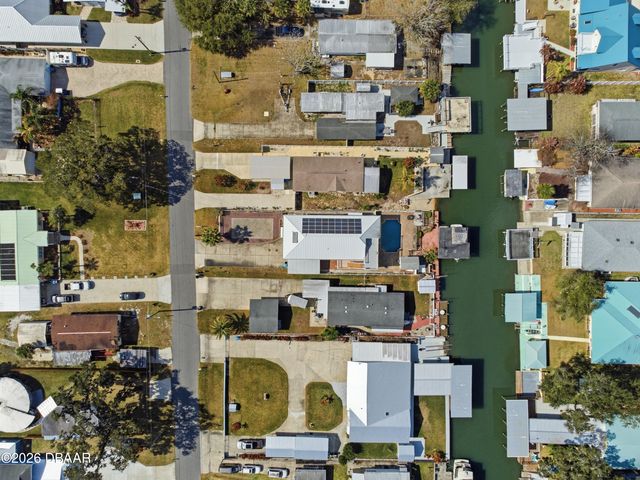 214 Gary Avenue, Oak Hill, FL 32759