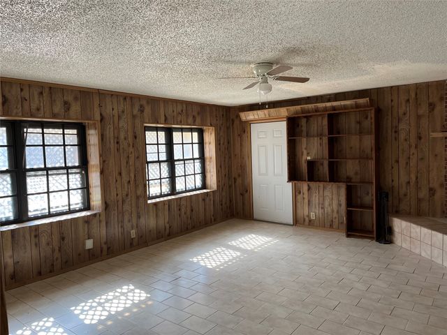 14847 Green Valley Drive, Balch Springs, TX 75180