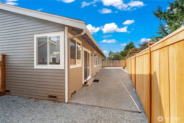 12714 SE 253rd Court, Kent, WA 98030