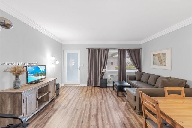 600 Layne Blvd 130, Hallandale Beach, FL 33009