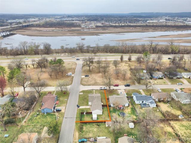 4769 S Boston Avenue, Tulsa, OK 74105