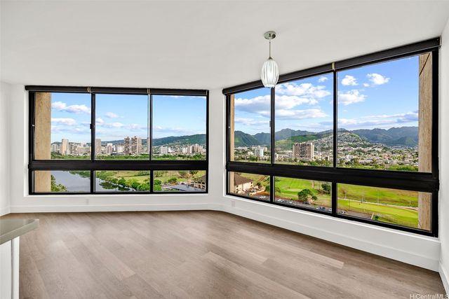 300 Wai Nani Way II-1912, Honolulu, HI 96815