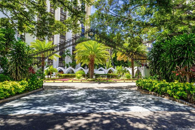 300 Wai Nani Way II-1912, Honolulu, HI 96815