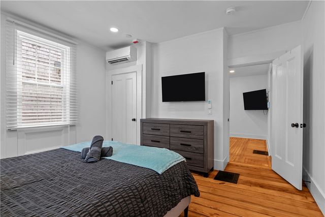 13 Sherman Street 1, Newport, RI 02840