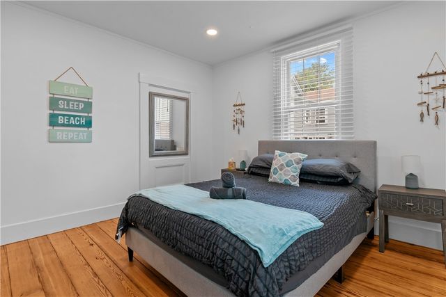 13 Sherman Street 1, Newport, RI 02840