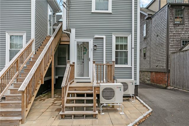 13 Sherman Street 1, Newport, RI 02840