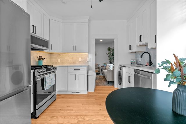 13 Sherman Street 1, Newport, RI 02840