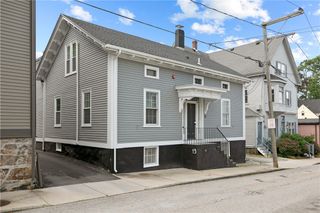 13 Sherman Street 1, Newport, RI 02840