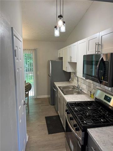 4262 Catalpa Park, Lithonia, GA 30038