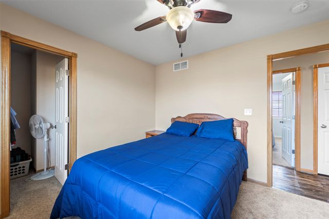 625 Meadow Circle, Huxley, IA 50124