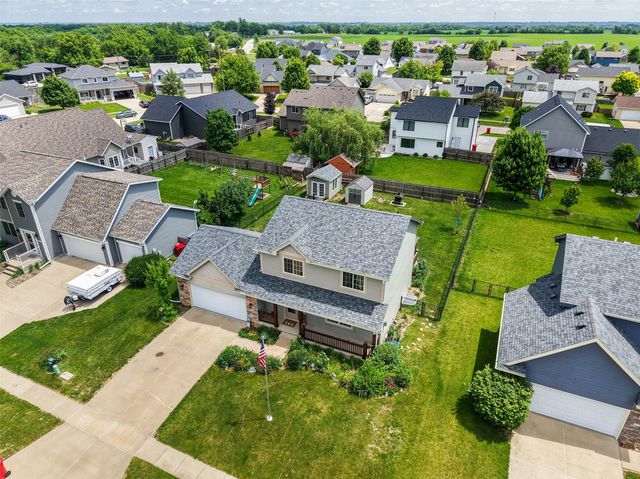 625 Meadow Circle, Huxley, IA 50124
