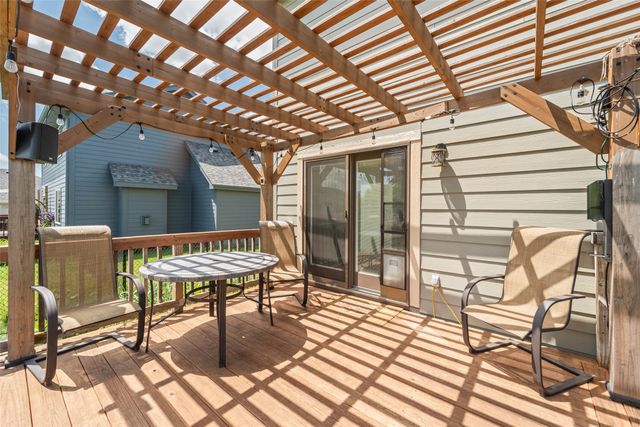 625 Meadow Circle, Huxley, IA 50124