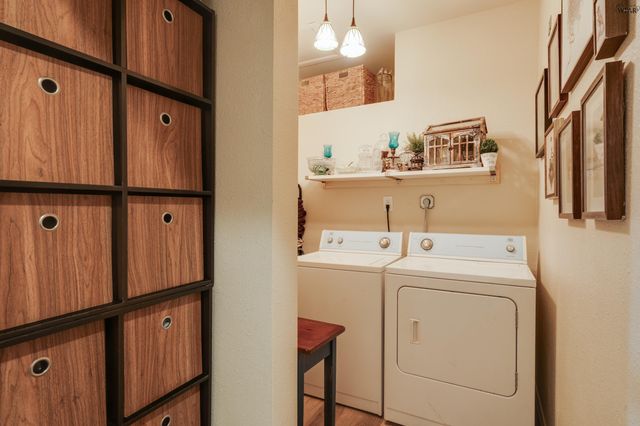 411 W RUBY AVENUE, Iowa Park, TX 76367