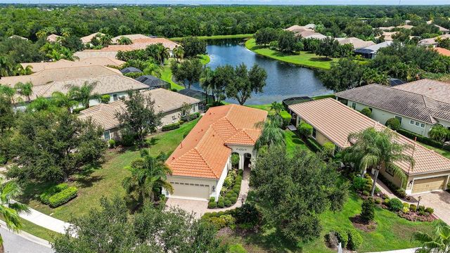 7159 WESTHILL COURT, Lakewood Ranch, FL 34202