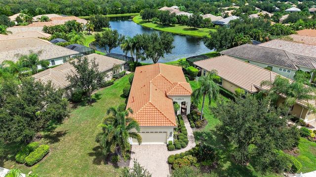 7159 WESTHILL COURT, Lakewood Ranch, FL 34202