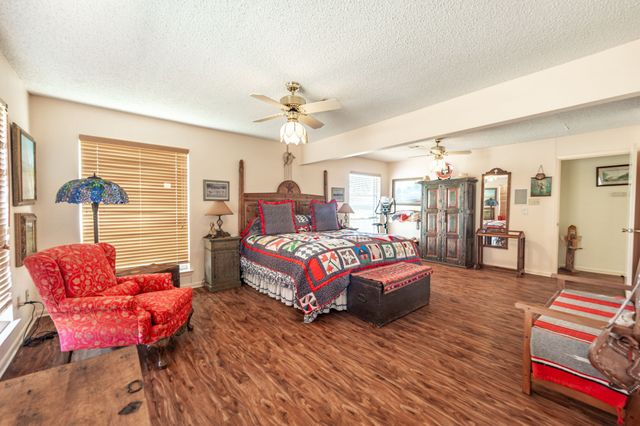 5777 County Road 309, Cranfills Gap, TX 76637