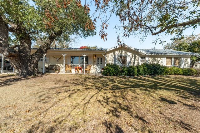 5777 County Road 309, Cranfills Gap, TX 76637