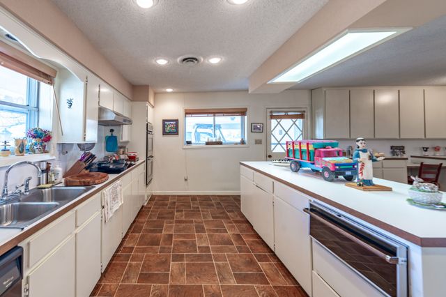 5777 County Road 309, Cranfills Gap, TX 76637