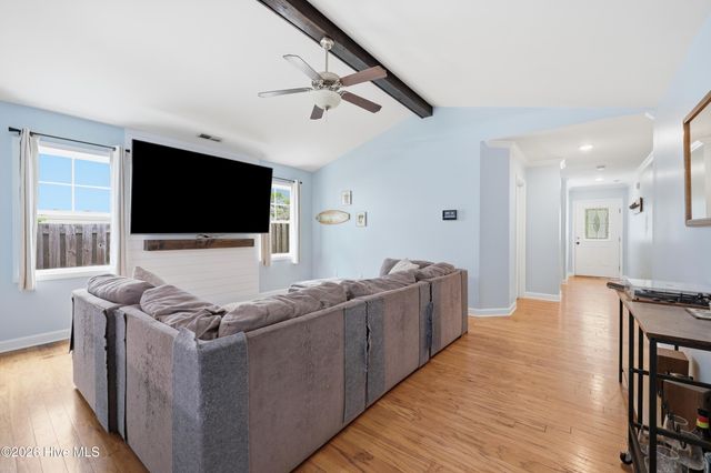 108 Oyster Landing Drive, Sneads Ferry, NC 28460