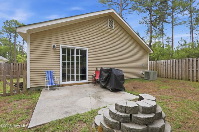 108 Oyster Landing Drive, Sneads Ferry, NC 28460
