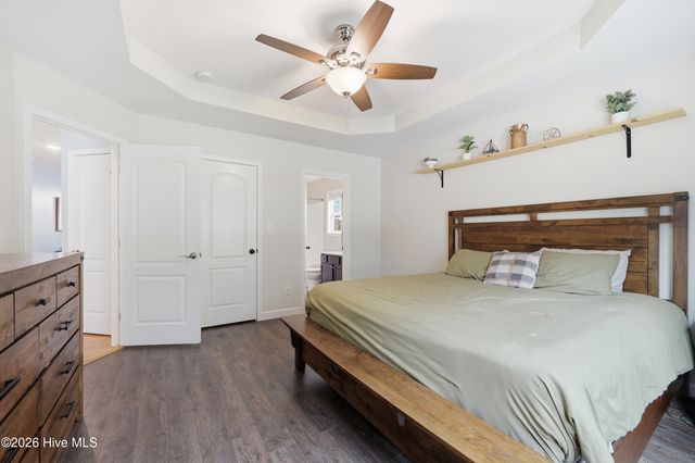 108 Oyster Landing Drive, Sneads Ferry, NC 28460