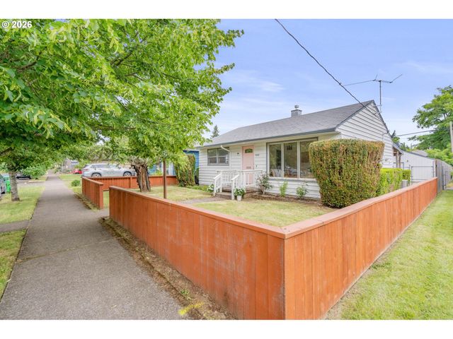 6025 Se KNIGHT St, Portland, OR 97206