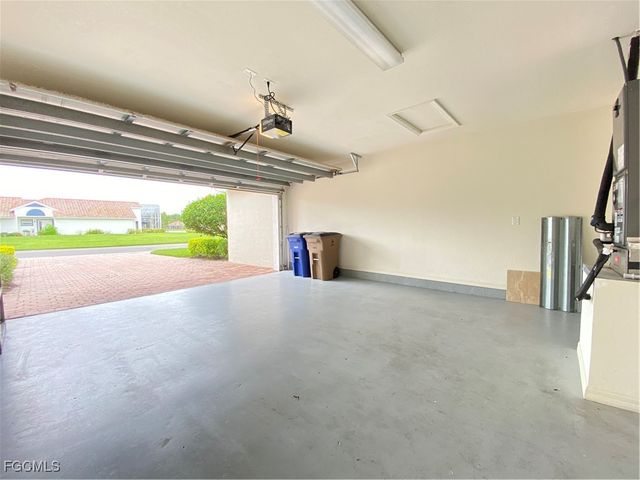 2287 Summersweet DR, Alva, FL 33920