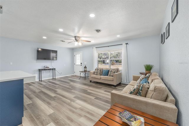 10350 SE 43RD COURT, Belleview, FL 34420