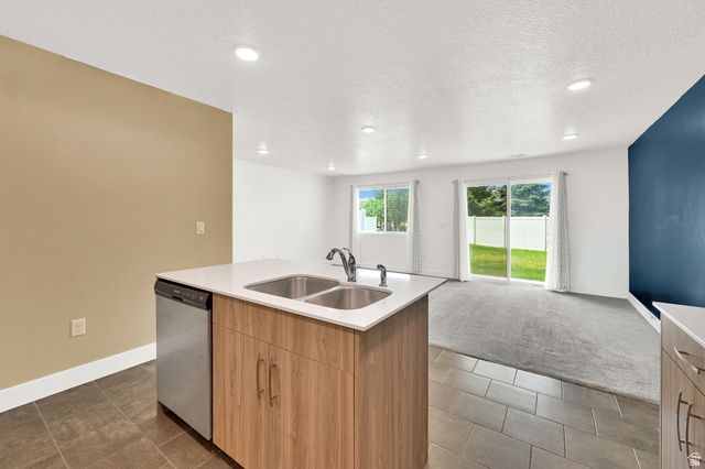 6483 S ASPEN LN, South Weber, UT 84405