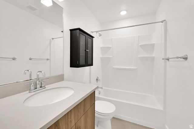 6483 S ASPEN LN, South Weber, UT 84405