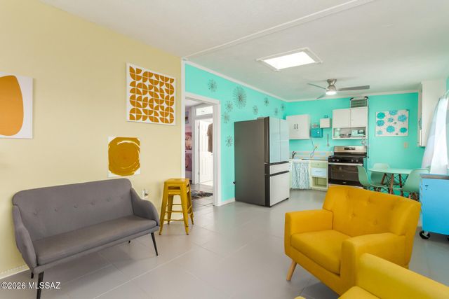 1217 W Hadley Street, Tucson, AZ 85705