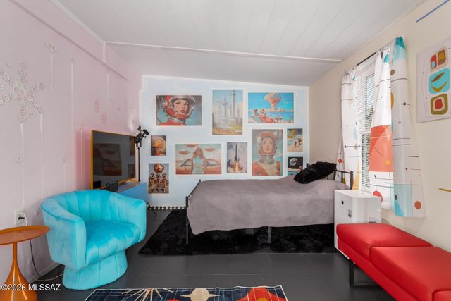 1217 W Hadley Street, Tucson, AZ 85705