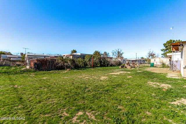 1217 W Hadley Street, Tucson, AZ 85705