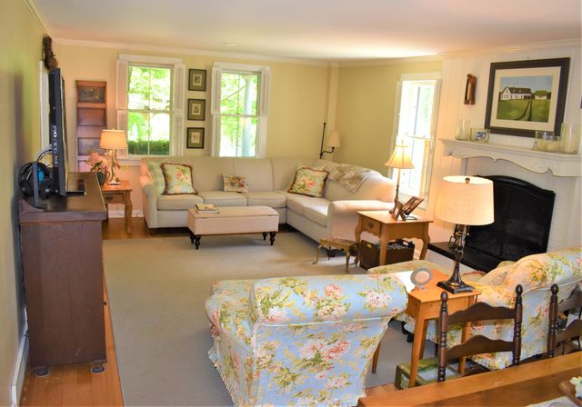 2350 W Broadway, Granville, OH 43023