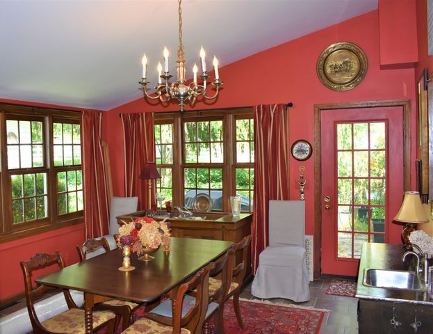 2350 W Broadway, Granville, OH 43023