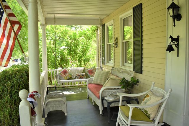 2350 W Broadway, Granville, OH 43023