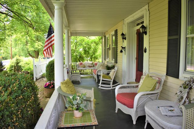 2350 W Broadway, Granville, OH 43023