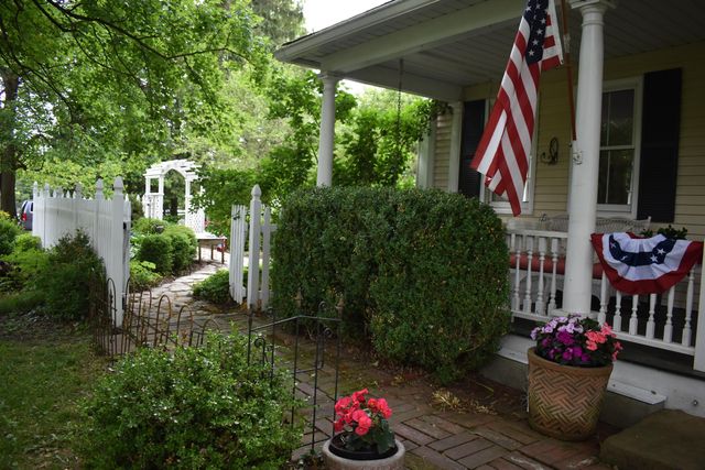 2350 W Broadway, Granville, OH 43023